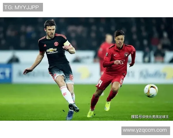 卡利亚与佩斯卡的激烈对决展现足球魅力与团队精神