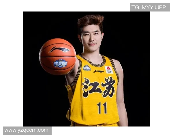 吴冠希：从青年篮球新星到职业赛场的崛起与挑战之路